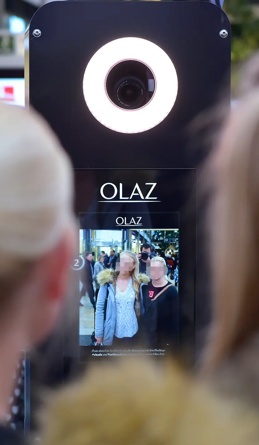 Stands & Activations: P&G / Olaz, image 6 of 8